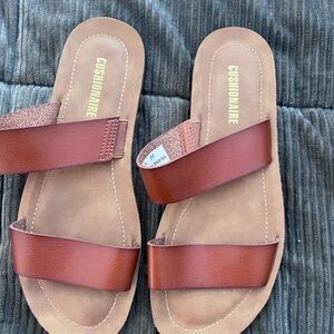 Cushionaire Women's Tan Slide Sandals